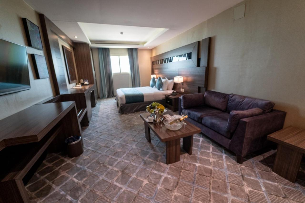Continent Sumou Hotel Al Khobar Exterior photo