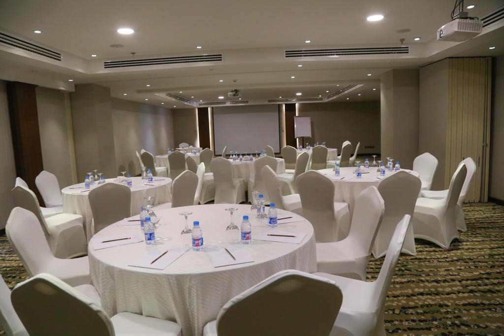 Continent Sumou Hotel Al Khobar Exterior photo